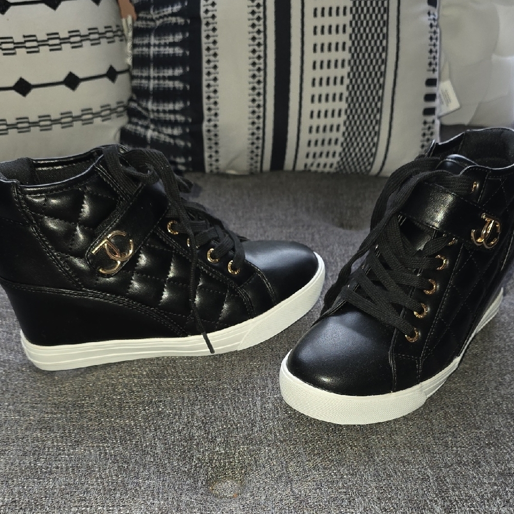 Juicy Couture Black Wedge Sneakers